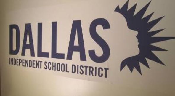 Dallas ISD 第二所学校因COVID-19病毒感染关闭，各学区感染人数更新