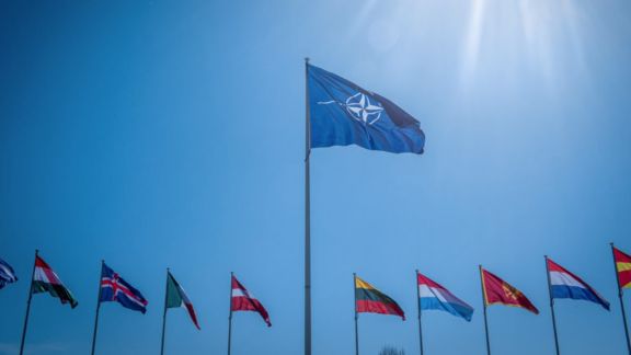北约各国承诺将国防开支提高至GDP的5%