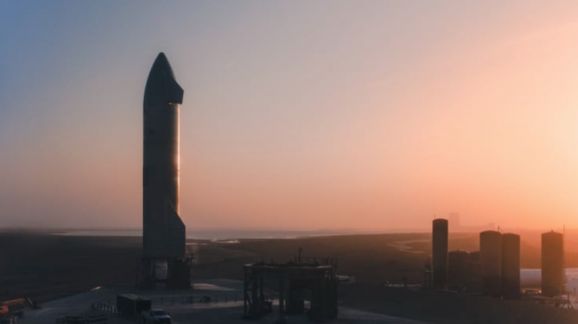 SpaceX发射11号星舰原型机  降落时失败爆炸