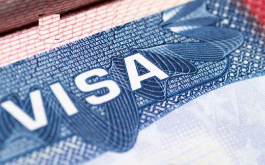 美国驻华大使馆宣布非移民签证面谈将于11月9日恢复