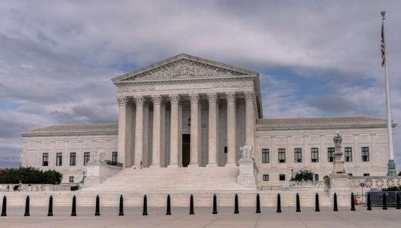 美国最高法院作出历史性裁决  宪法不能禁止堕胎