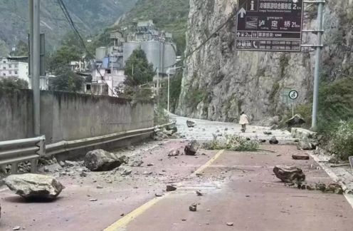 中国四川泸定发生6.8级强震  已知46死