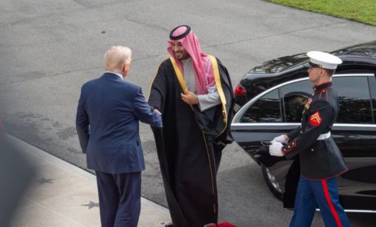 沙特宣布对美投资1万亿美元