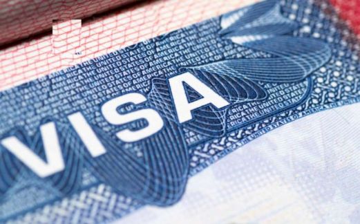 美国或要求外国游客入境前提供五年社交媒体纪录