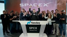 SpaceX上市，马斯克成首位万亿富豪