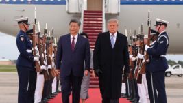 习近平抵达华盛顿，特朗普总统亲自去机场迎接